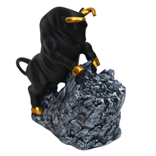 Bull Showpiece Statue