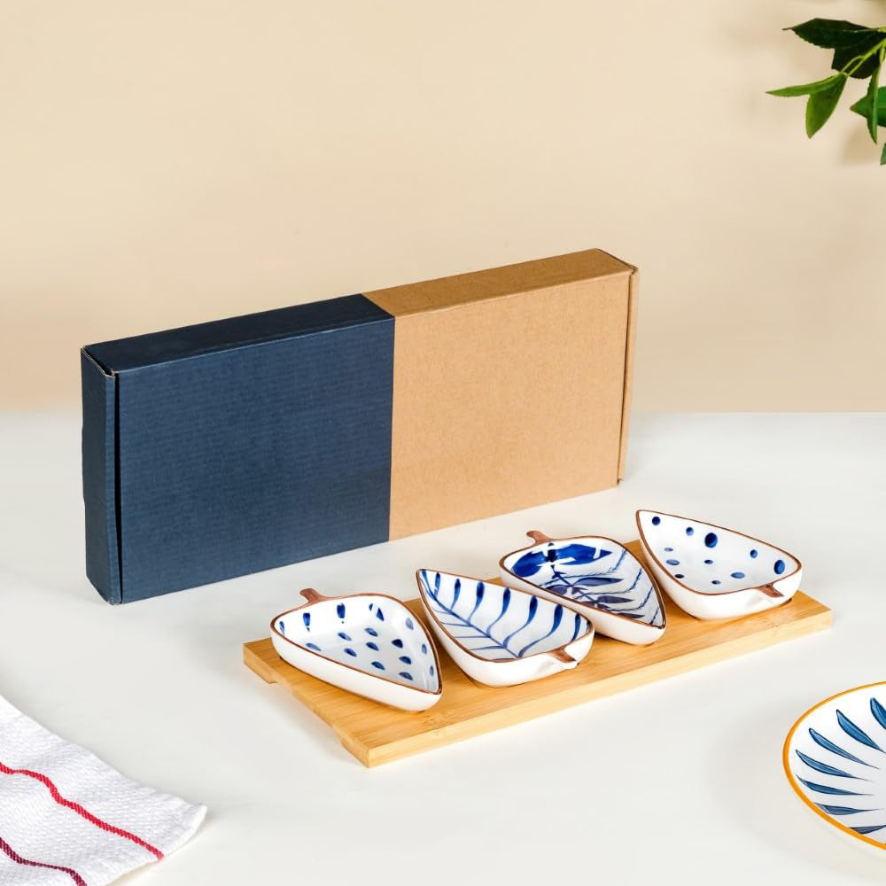 Ceramic Serving Platter | 4 Small Leaf-Shaped Plates with 1 Wooden Tray