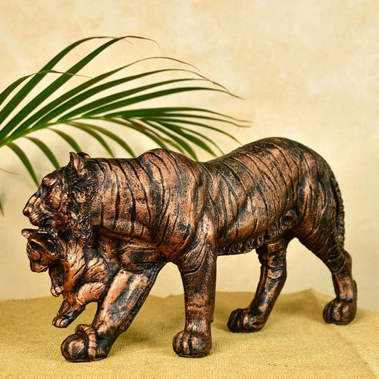 Tiger Decor showpiece